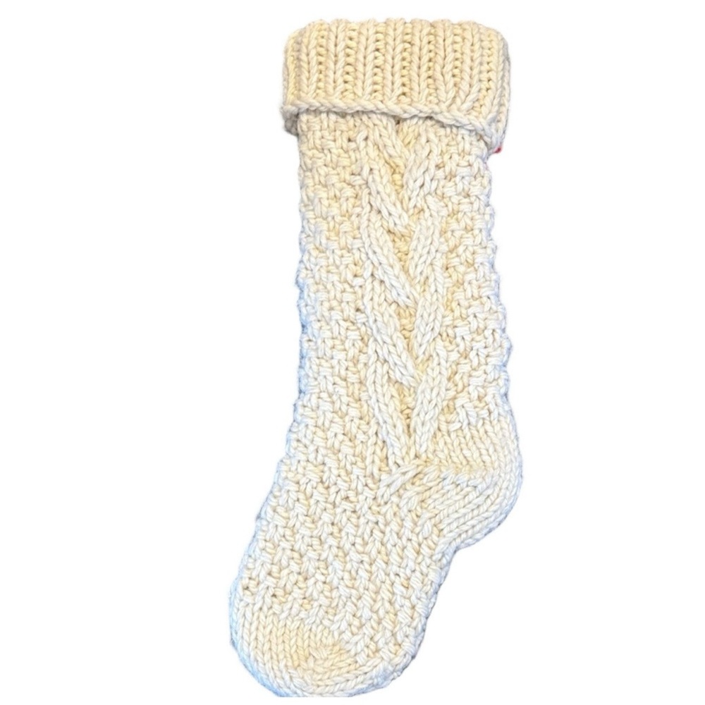 NWOT Martha Stewart Cream Chunky Cable Knit Stockings Set of 2